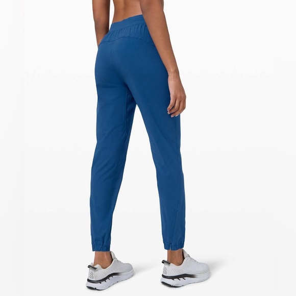 Lululemon Adapted State Jogger - Regatta Blue SZ 4 - Picture 1 of 7